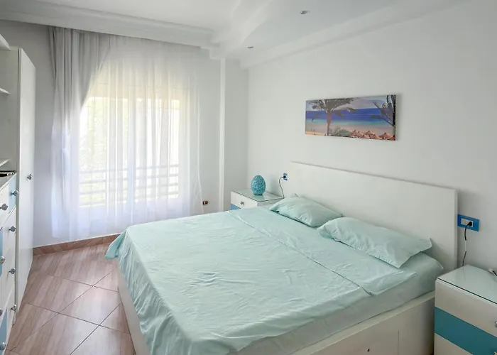 Apartamento Sunny Lakes - Relax , Recharge & Shine Where Summer Never Ends