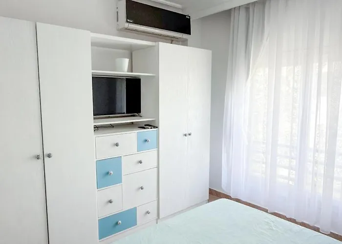 Sunny Lakes - Relax , Recharge & Shine Where Summer Never Ends Apartamento